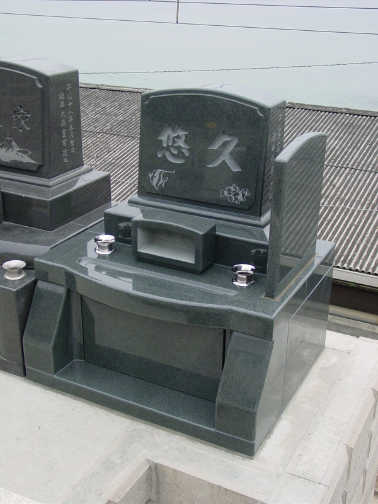 洋型墓石2